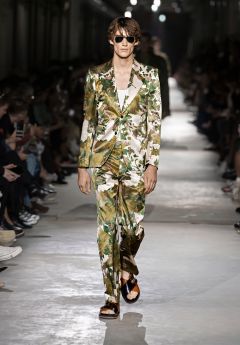 Thumbnail image for S/S 2020 Men Runway Looks