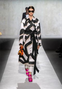 Thumbnail image for S/S 2020 Women Runway Looks
