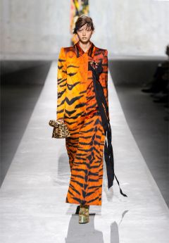 Thumbnail image for S/S 2020 Women Runway Looks