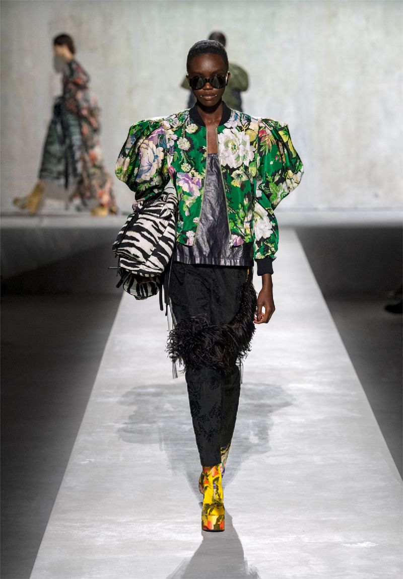 Image for S/S 2020 Women Runway Looks