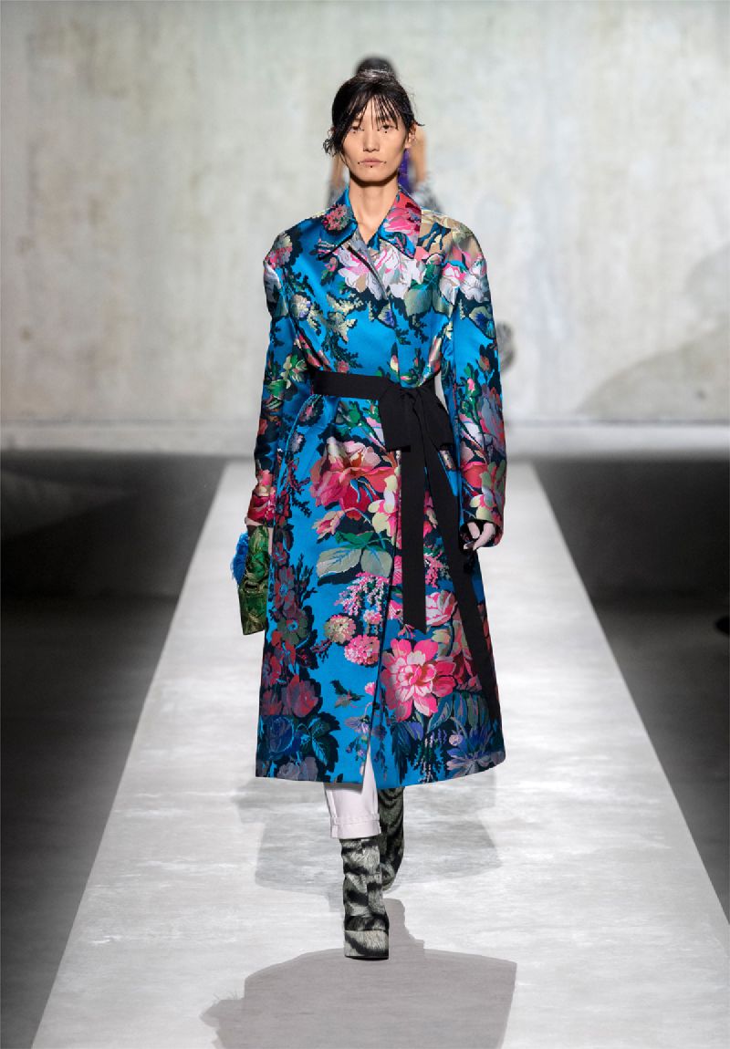 Image for S/S 2020 Women Runway Looks