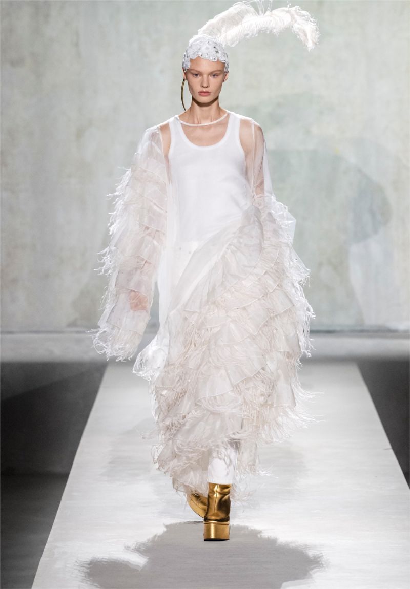 Image for S/S 2020 Women Runway Looks