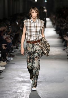 Thumbnail image for S/S 2020 Men Runway Looks