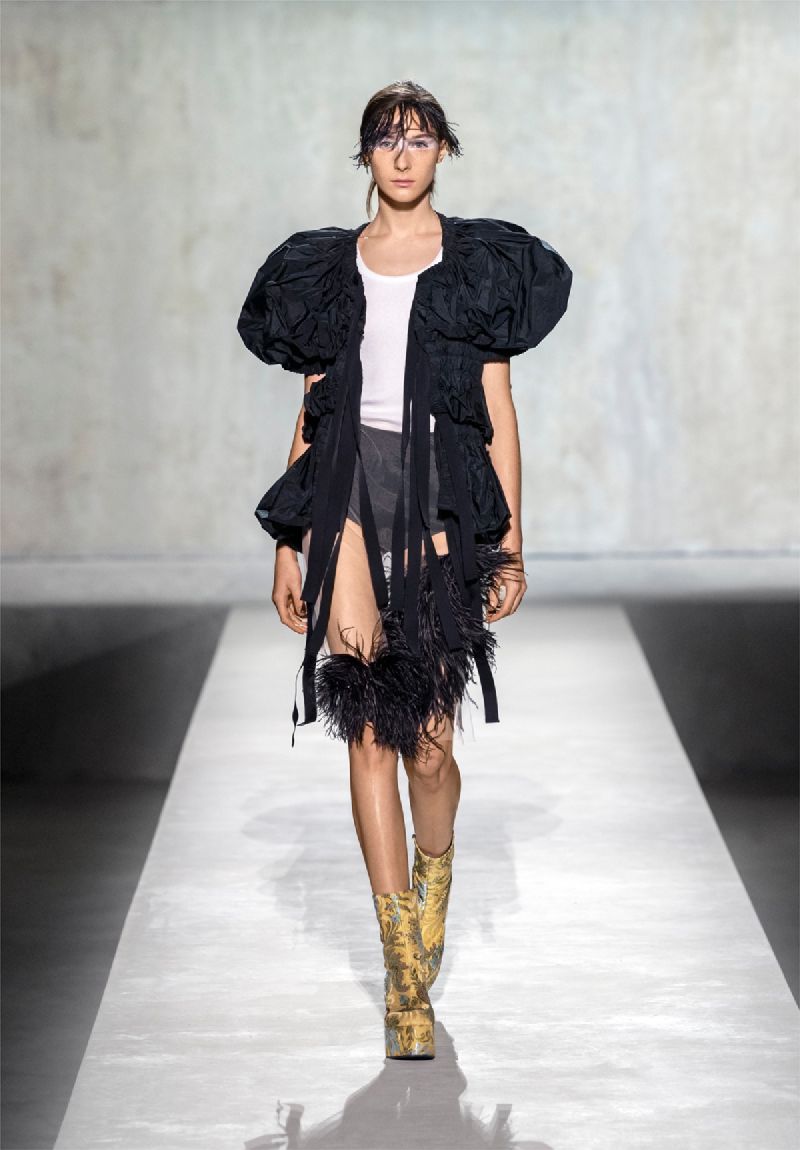 Image for S/S 2020 Women Runway Looks