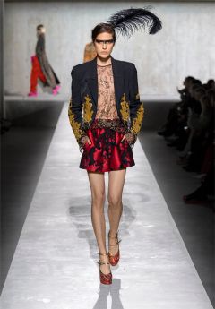 Thumbnail image for S/S 2020 Women Runway Looks