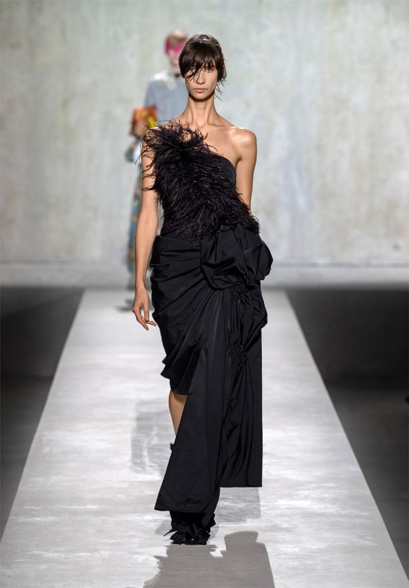 Image for S/S 2020 Women Runway Looks