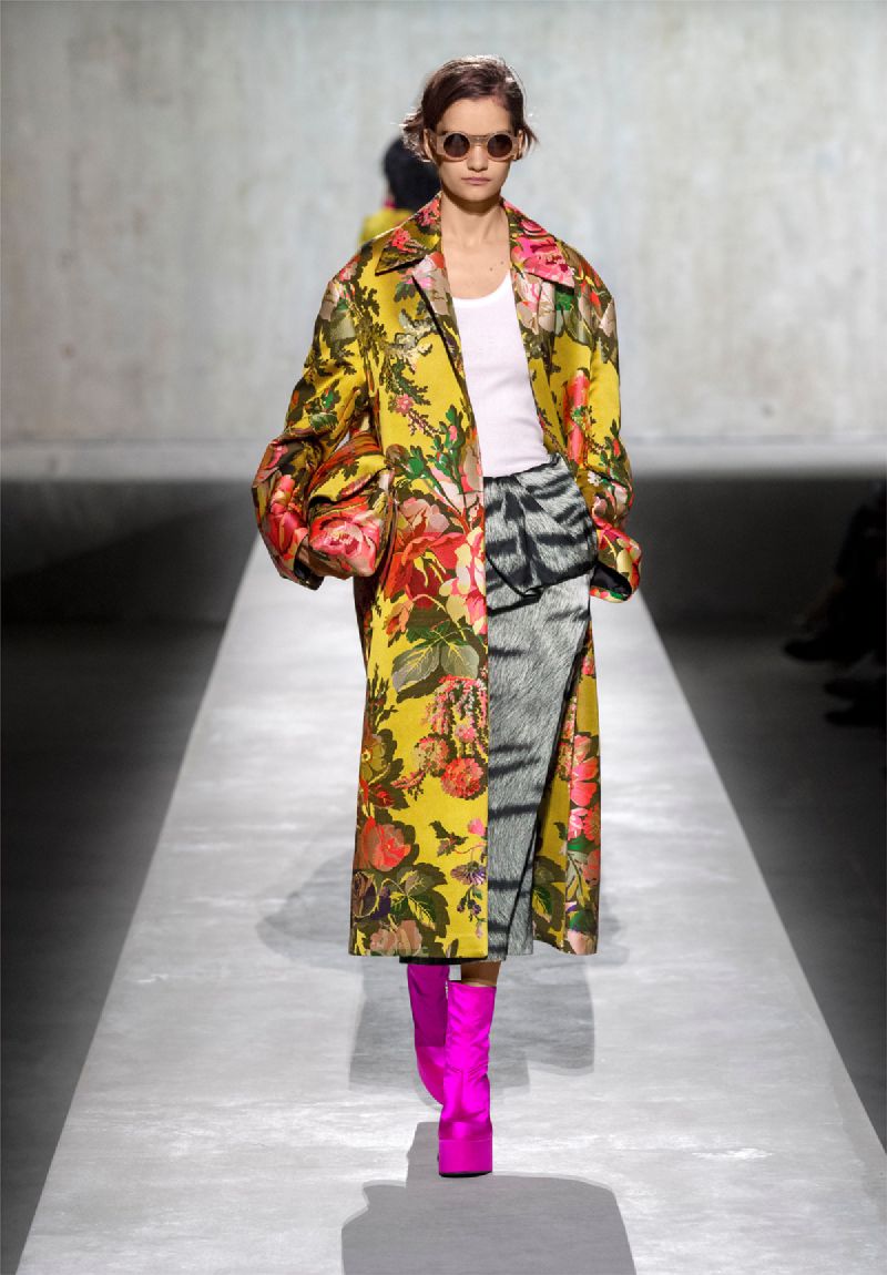 Image for S/S 2020 Women Runway Looks