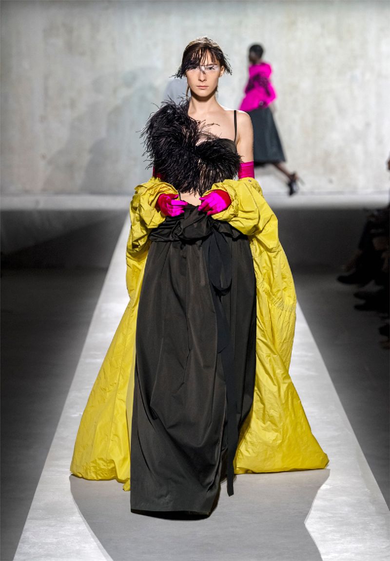 Image for S/S 2020 Women Runway Looks